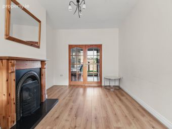 18 Harbour Grove, Lower Point Road, Dundalk, Co. Louth - Image 5