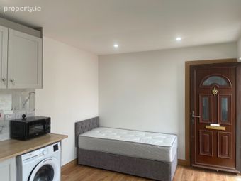 19 Liffey Crescent, Liffey Valley Park, Lucan, Co., Lucan, Co. Dublin - Image 2