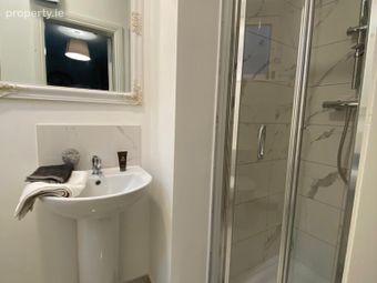 North Circular Road Apartment, North Circular Road, Dublin 7 - Image 4