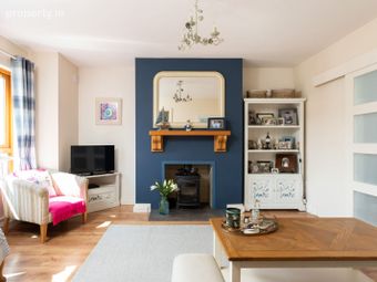 11 Cois Cuain, Courtmacsherry, Butlerstown, Co. Cork - Image 4
