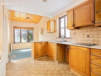 19 Woodville Grove, Lucan, Co. Dublin, Lucan, Co. Dublin - Image 3