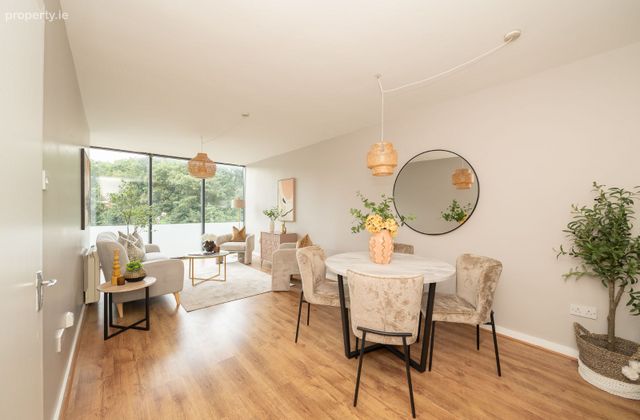 17 Longmeadow, Islandbridge, Dublin 8 - Click to view photos