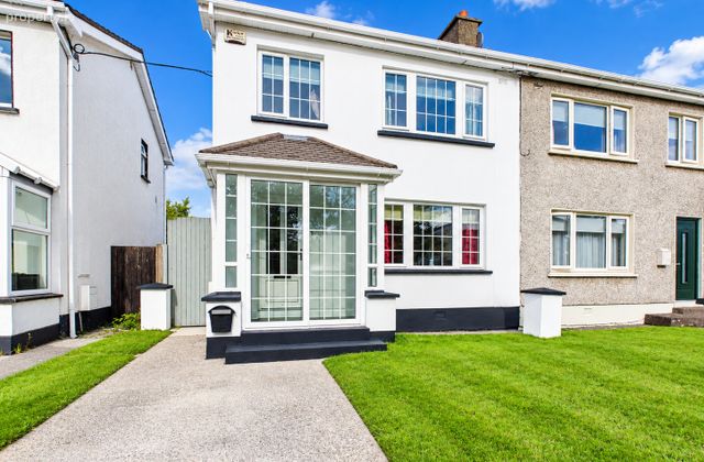 11 Central Park, Clane, Co. Kildare, Clane, Co. Kildare - Click to view photos