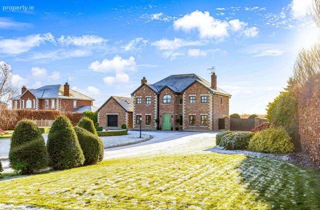 Bawn, Castlebellingham, Mansfieldstown, Co. Louth - Click to view photos