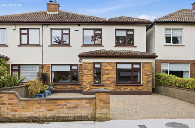 7 Seabury Lane, Malahide, Co. Dublin - Click to view photos