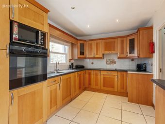 10 Ventry Drive, Cabra, Dublin 7, Cabra, Dublin 7 - Image 2