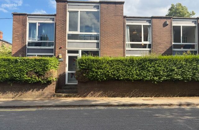 Hampton Court, Bloomfield Avenue, Donnybrook, Dublin 4 - Click to view photos