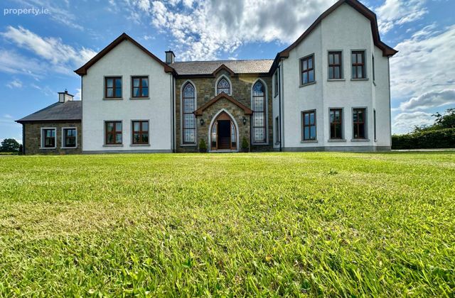Sheelagh, Hackballscross, Dundalk, Co. Louth - Click to view photos