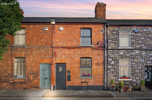 23 Saint Michaels Terrace, Blackpitts, Dublin 8, Dublin 8 - Click to view photos