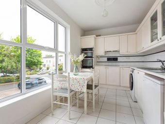 27 Westfield, Rock Road, Blackrock, Co. Dublin, Blackrock, Co. Dublin - Image 3