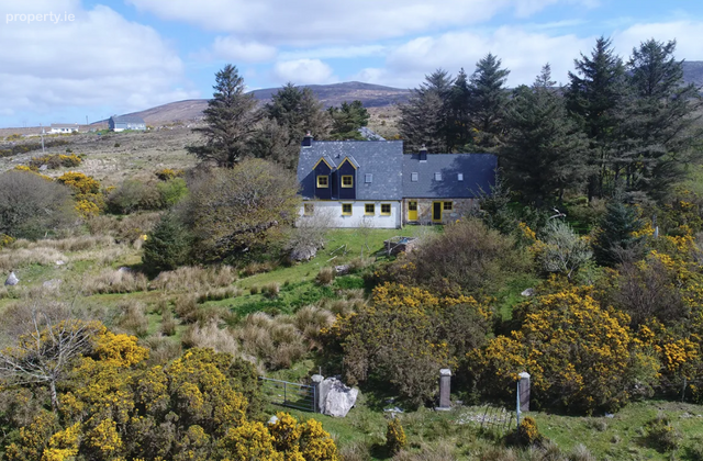 Creaghadoo, Dungloe, Co. Donegal - Click to view photos