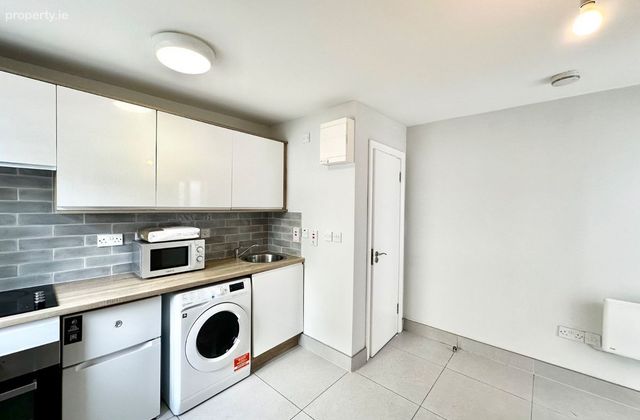 Cork Street, Dublin 8, The Coombe, Dublin 8 - Click to view photos