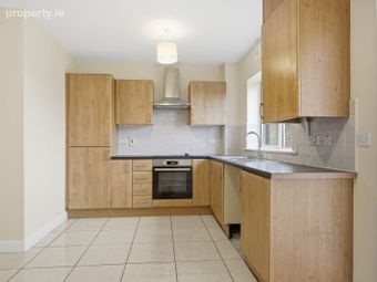 42 Boroimhe Hazel, Swords, Swords, Co. Dublin - Image 4