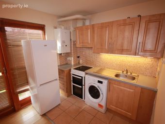 Hunters Crescent, Hunters Wood, Firhouse, Dublin 24 - Image 2