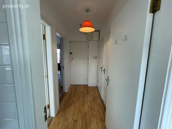 Flat 4, 161 James's Street, Kilmainham, Dublin 8 - Image 3