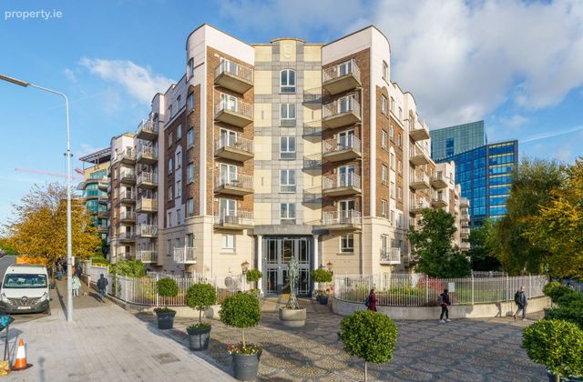 The Berkeley Block, Pembroke Square, Grand Canal Dock, Dublin 4 - Click to view photos