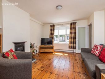 31 Glencloy Road, Whitehall, Dublin 9 - Image 2