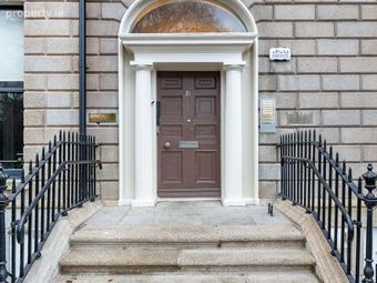 Pavilion House, Dublin 2 - Image 2