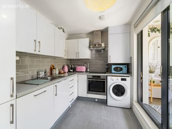 Apt 3 Block 16, New Priory, Donaghmede, Dublin 13, Donaghmede, Dublin 13 - Image 4