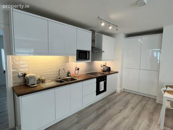 Apartment 3, Saint Michael's, Dundrum Road, Windy Arbour, Dublin 14 - Image 4