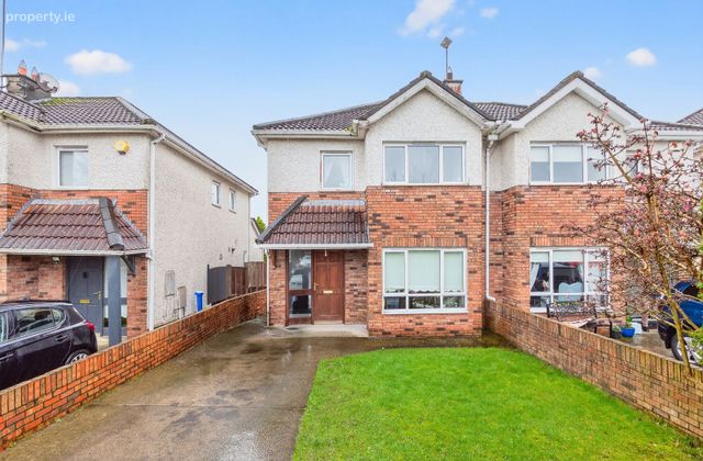 7 Tara Court Road, Navan, Co. Meath - Click to view photos