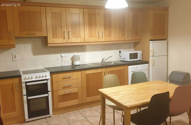 Apartment 17, Russet Court, Churchyard Lane, Ballintemple, Co. Cork - Click to view photos