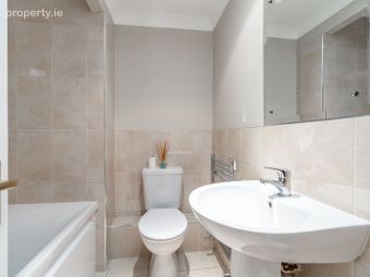 Apartment, Merrion Village, Merrion, Dublin 4 - Image 4