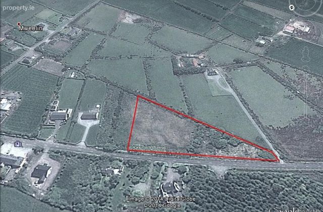 Ref 560 - Cloon, Ballinskelligs, Co. Kerry - Click to view photos