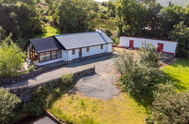 Kylemore, Galway, Salrock, Co. Galway - Click to view photos