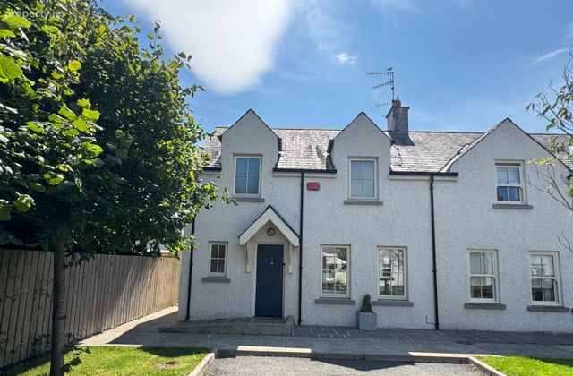 48 Harbour Cottages, Carlingford, Carlingford, Co. Louth - Click to view photos