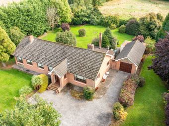 Oak Lawns, Clonee Road, Westmanstown, Lucan, Co. Dublin
