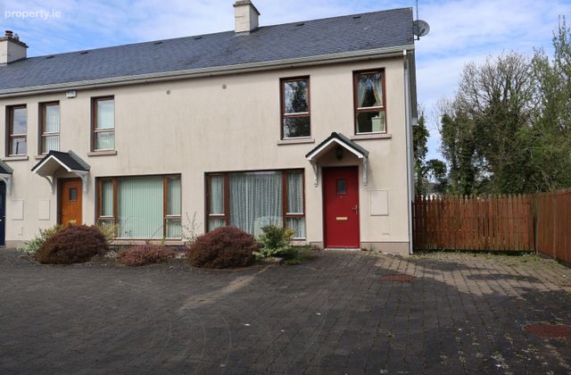 8 Cul Na Sraide, Dromod, Dromod, Co. Leitrim - Click to view photos