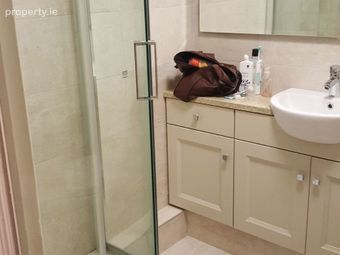 Argyle, Custom House Harbour Apartments, IFSC, Dublin 1 - Image 5