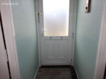 29 Glenanaar Place, Cobh, Co. Cork - Image 2
