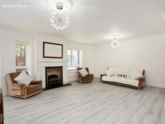 Apartment 95, The Berkeley Block, Pembroke Square, Grand Canal Dock, Dublin 4 - Image 3