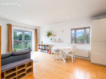 76 Cluain Shee, Aikens Village, Stepaside, Dublin 18 - Image 3