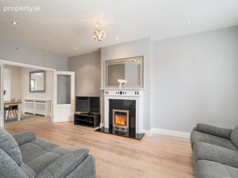 15 Belarmine Place, Dublin 18, Stepaside, Dublin 18 - Image 4