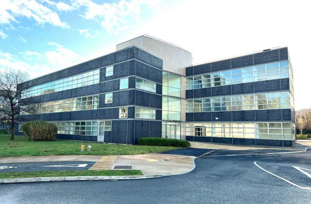 Icon Building, South County Business Park, D18 F851, Leopardstown, Dublin 18 - Click to view photos