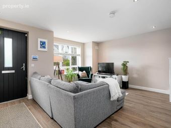 16 Taylor Hill Walk, Balbriggan, Co. Dublin, Balbriggan, Co. Dublin - Image 2