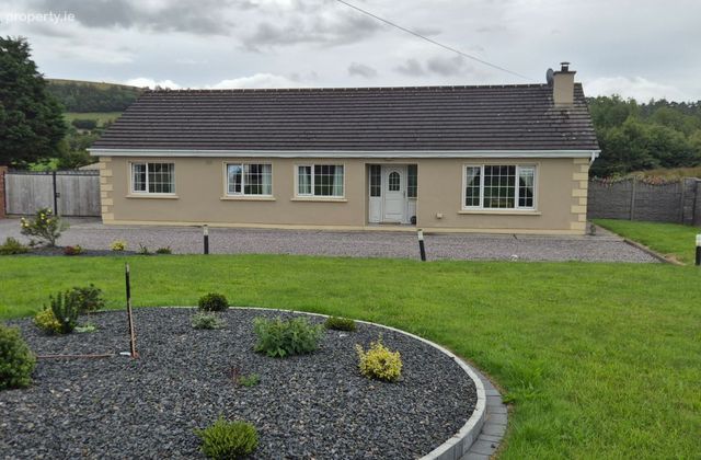 Brackhill, Castlemaine, Killarney, Co. Kerry - Click to view photos