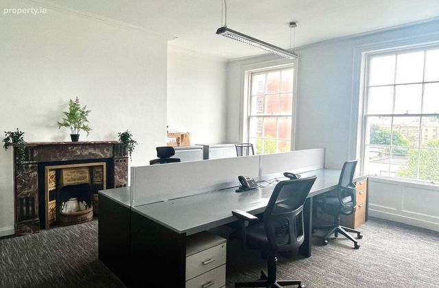 Fitzwilliam Square, Dublin 2 - Click to view photos