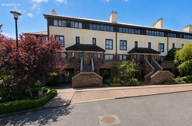 71 Gleann Na R&iacute;, Valley Avenue, Cherrywood, Co. Dublin - Click to view photos
