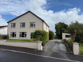 9b Knockroe, Castlerea, Castlerea, Co. Roscommon