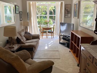 Apartment 4, The Poplars, Dunstaffnage Hall, Saint, Stillorgan, Co. Dublin