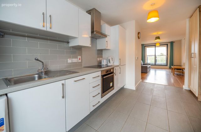 Apartment 8, Block 10, New Priory, Dublin 13, Clongriffin, Dublin 13 - Click to view photos