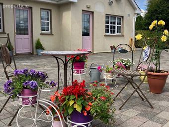 Mews, Straffan, Co. Kildare, Straffan, Co. Kildare