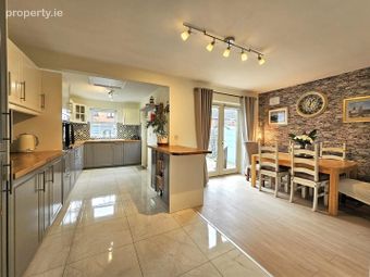 32 Rathstewart Crescent, Athy, Athy, Co. Kildare - Image 2