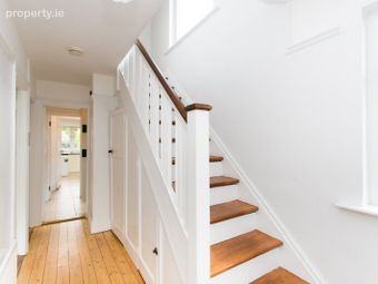 42 Annaville Park, Dundrum, Dublin 14, Dundrum, Dublin 14 - Image 2