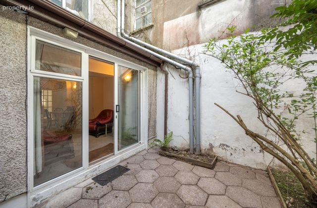 Apt 1, Lee View House, 13 Father Mathew Quay, Cork, Cork City Centre, Co. Cork - Click to view photos