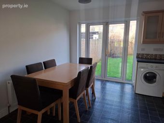 6 Chancery Park Way, Chancery Park, Tullamore, Co Offaly, Tullamore, Co. Offaly - Image 4